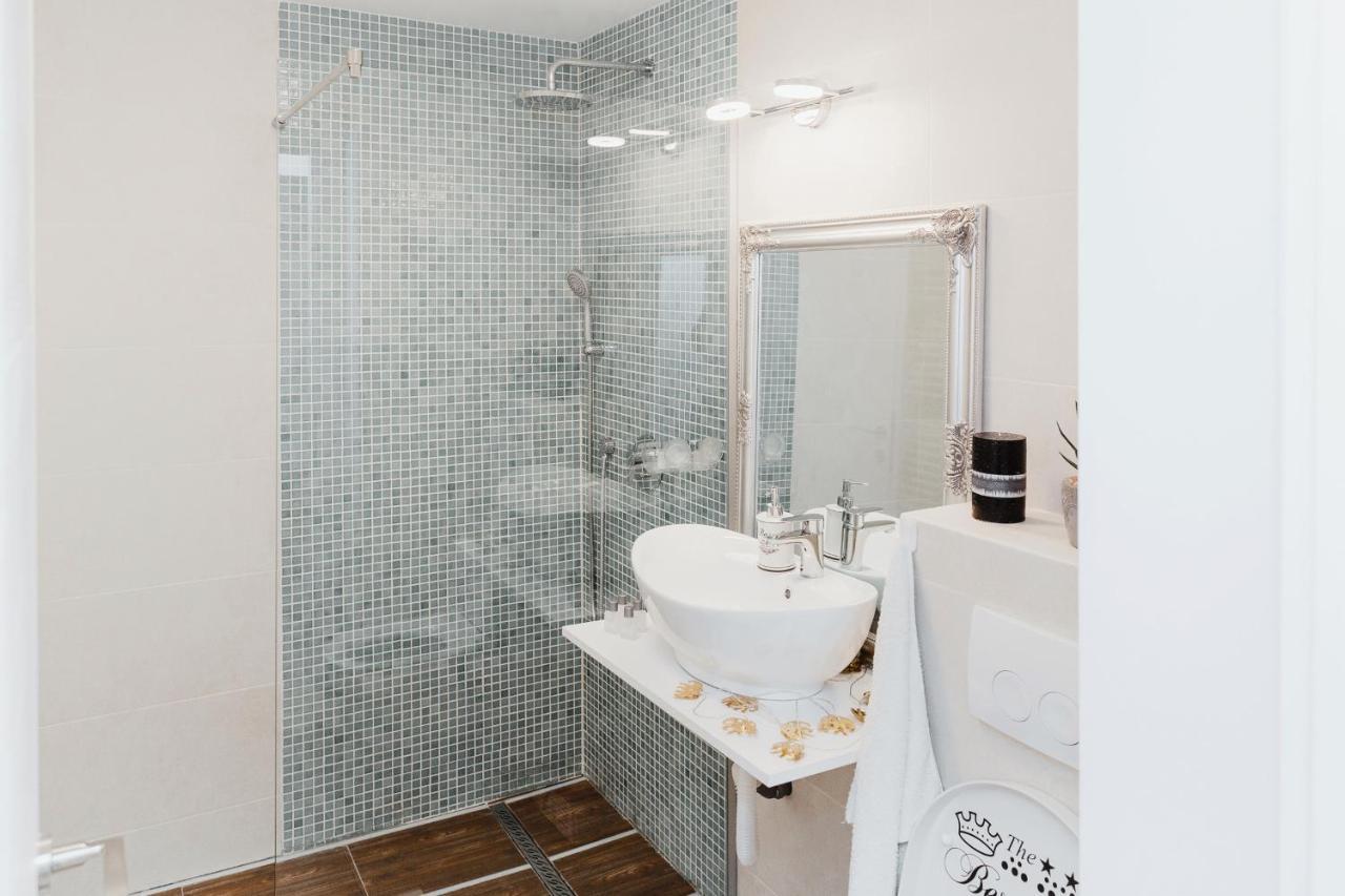 N&B Apartments Kaloşvar Dış mekan fotoğraf