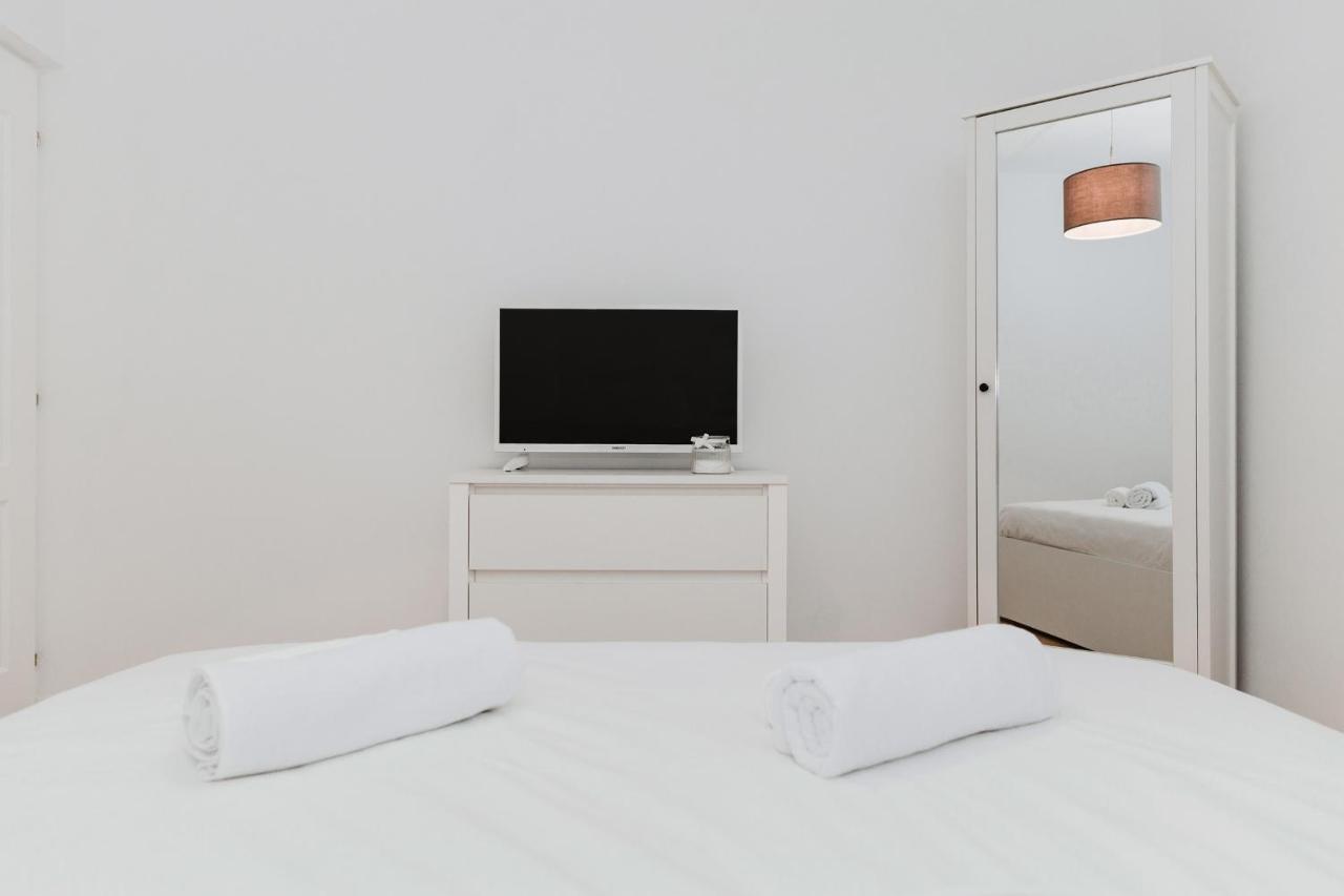 N&B Apartments Kaloşvar Dış mekan fotoğraf