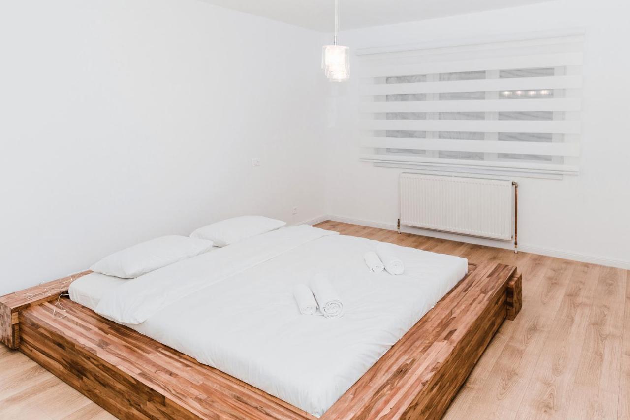 N&B Apartments Kaloşvar Dış mekan fotoğraf